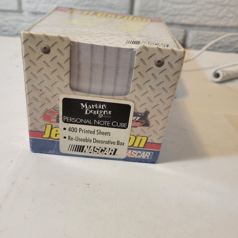 Jeff Gordon #24 Personal Note Cube -- # 1036